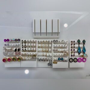 Earring display (3D printed made to order)